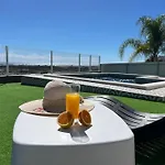 Ocean View By Charmes D Apartmán *