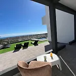 Apartmán Ocean View By Charmes D *